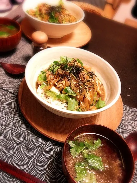 親子丼と、とろろ昆布のお吸い物|晴雨さん