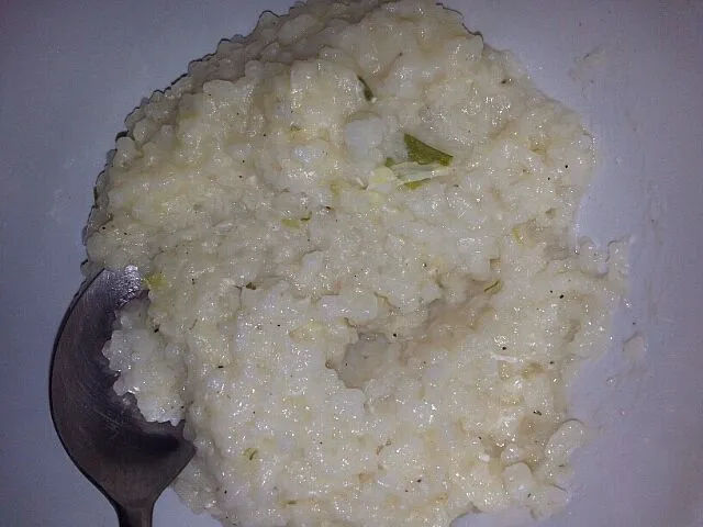 rice porridge with egg and green onion|A. Timminsさん