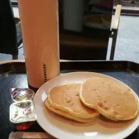 Snapdishの料理写真:Coffee  with  pancake|しーさん