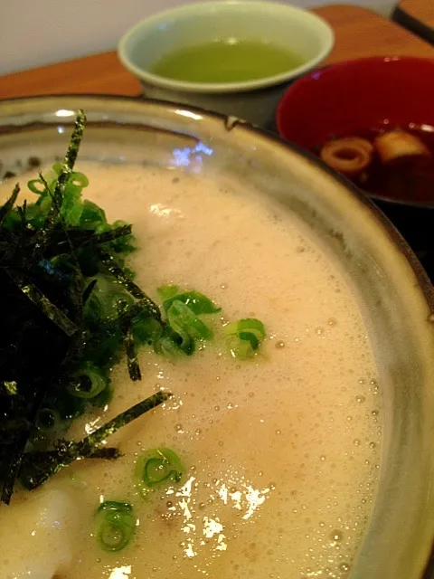 Snapdishの料理写真:自然薯とろろ丼|ダンディ☆和田さん