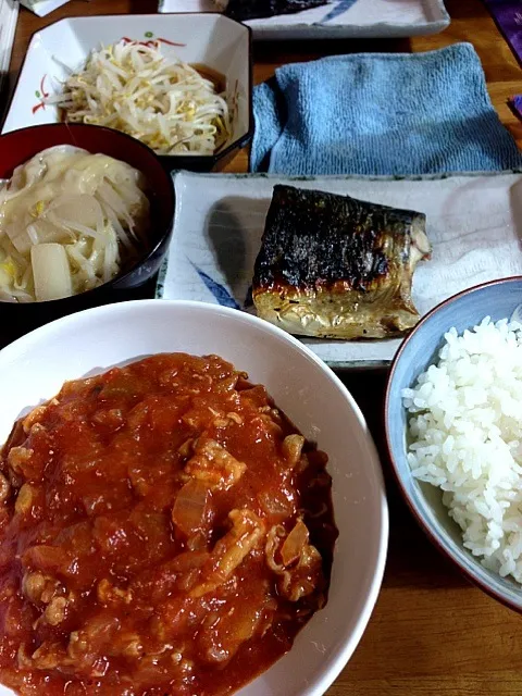 豚のトマト煮🍅塩サバ🐟中華スープ|すかラインさん