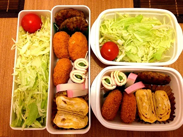 Snapdishの料理写真:お弁当♡メンチカツ、牛蒡ハンバーグ、卵焼き、ハム＆チーズ、蒲鉾|ウサコさん