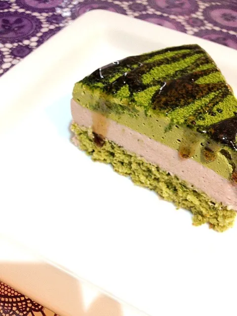 抹茶と小豆のムースケーキ|こがふぃすさん