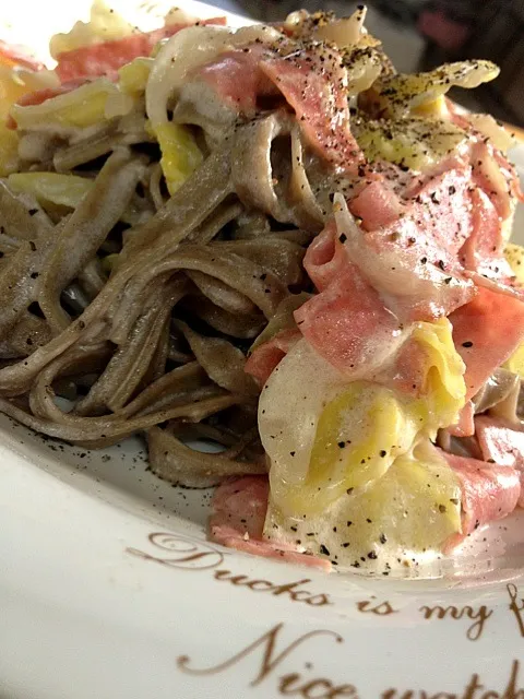 蕎麦パスタを使ったクリームパスタ|クラチテツヤさん