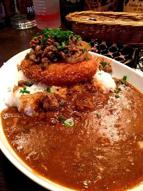 サムズの週替わりカレー。BARの時間に来ても、カレー喰ってる(^^;;|大阪カレー部長さん