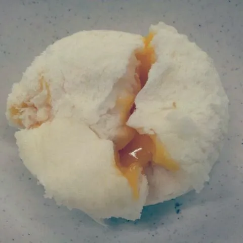 custard with salted egg buns|genさん