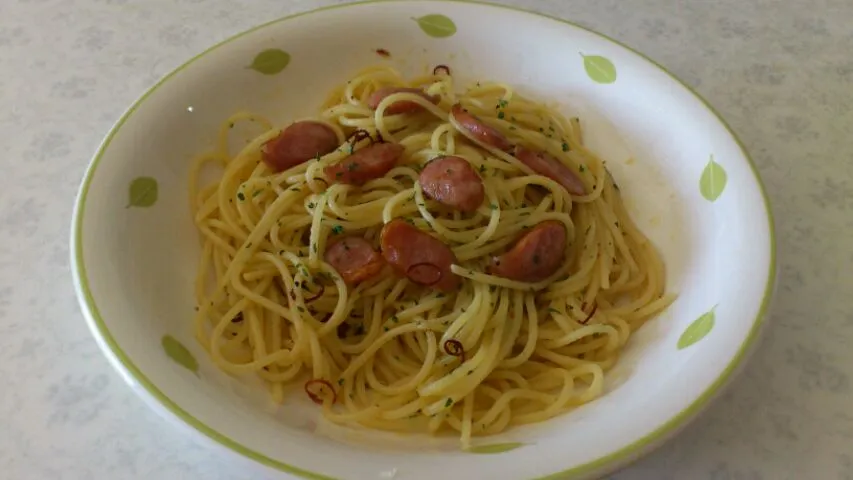 余り物ソーセージ入りペペロンチーノ|麺類大好き♪さん