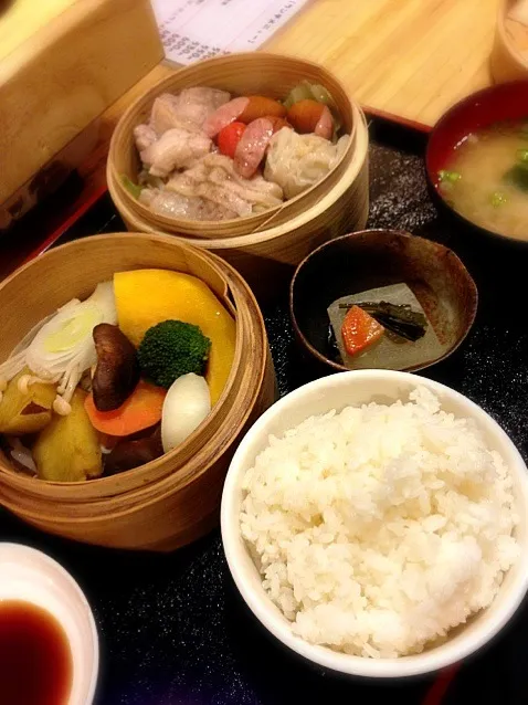 せいろ蒸し定食 at 地鶏食堂|Daisuke Okimuraさん