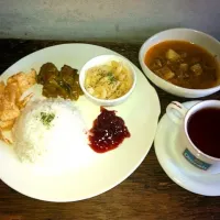 Snapdishの料理写真:パウラスペシャルカレーディッシュ|Thusitha pereraさん