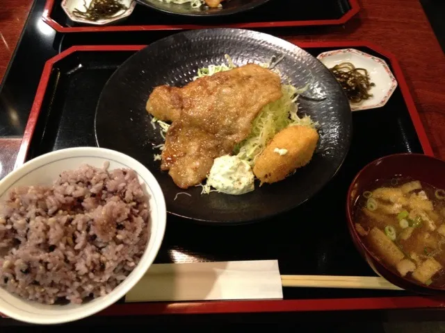 生姜焼き＆カニクリームコロッケ|おっちさん