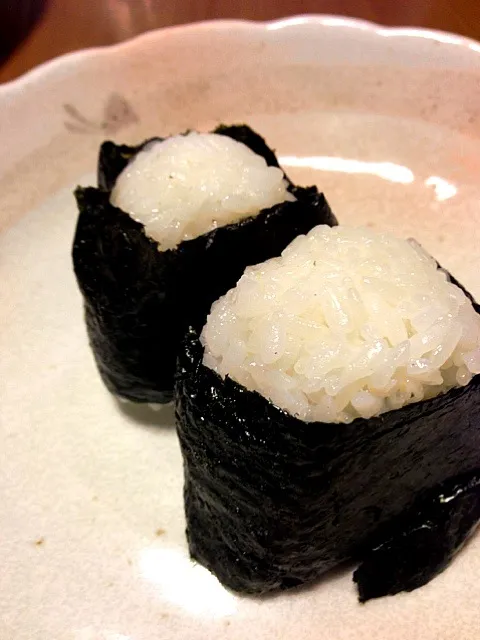 シンプル塩海苔おにぎり|さくたえさん