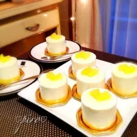 Snapdishの料理写真:🍍パイナップルクリームチーズムース  🍍 pineapple cream cheese mousse