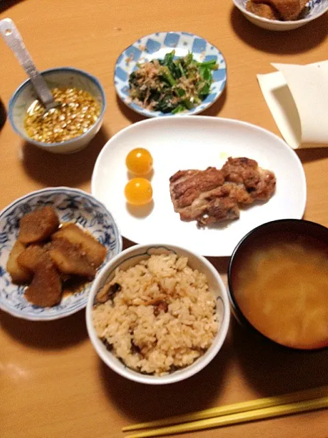 夜ご飯 鶏のネギソース、炊き込みご飯など|ゆんくるさん