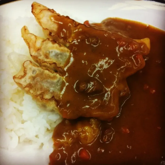 Snapdishの料理写真:みよしの。ぎょうざカレー♪|あんこっとんさん