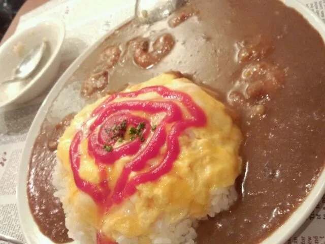 オムエビカレー|はぎのつきさん