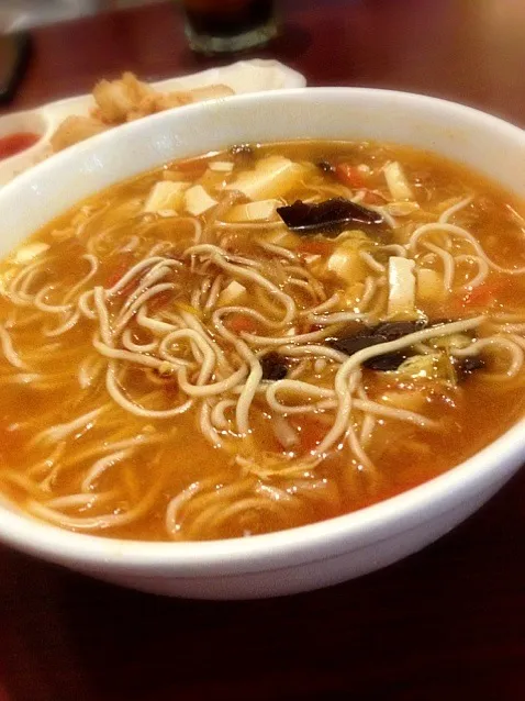 Sichuan tom yam noodles.|해리さん