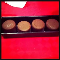 Chocolate with vanilla fillings from Popeyes|jaslyn  chongさん