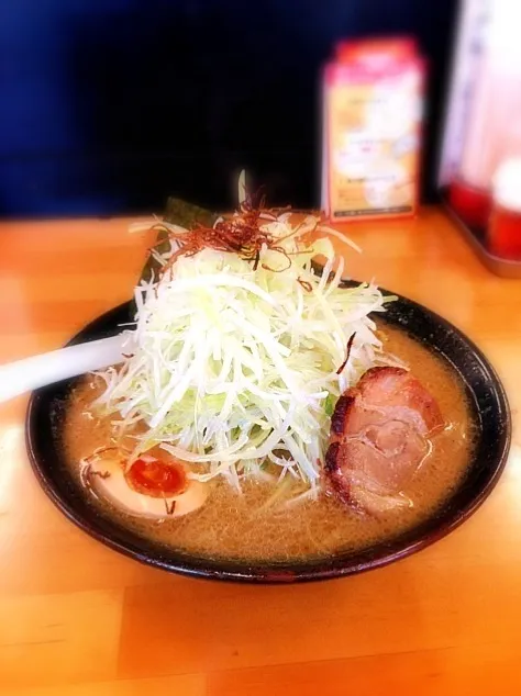 Snapdishの料理写真:ネギ味噌ラーメン|おかっぴーさん