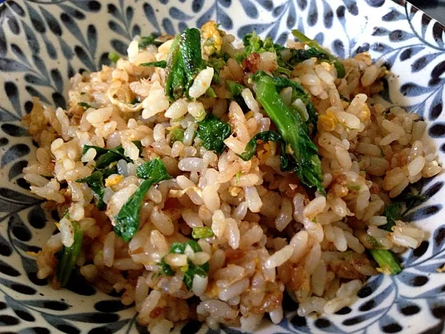 Snapdishの料理写真:菜の花とツナの焼き醤油麹チャーハン|shikaさん