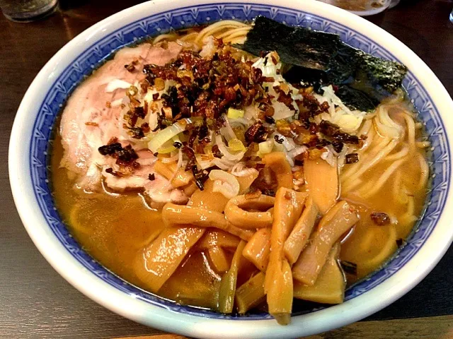 高田馬場・べんてんの焦がし塩ラーメン|TonyYamadaさん