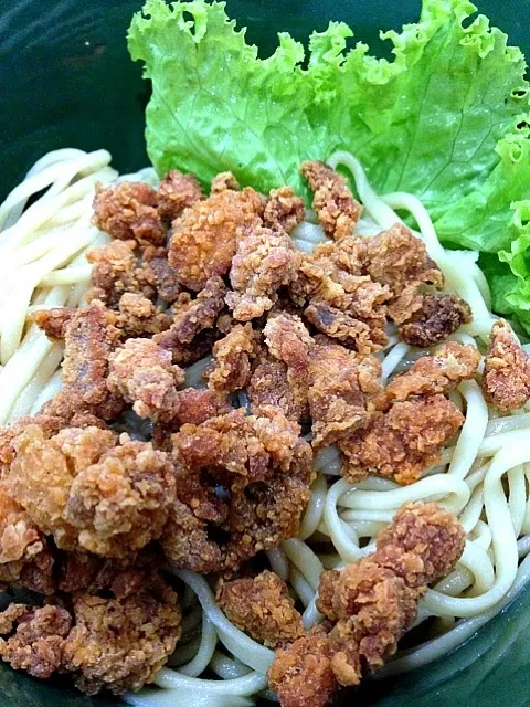 Crispy chicken noodle|Christine Wijayaさん