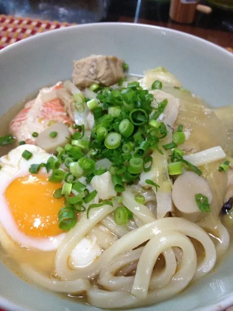 またまた鍋の残りスープでうどん|たあくんさん