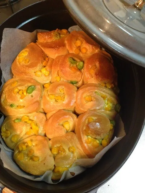 コーン＆枝豆マヨちぎりパン🍞|まどかさん