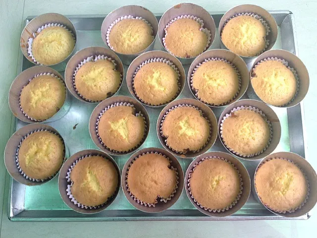 Baked cakes for my coming cupcakes..!! Here we go!!|Tiktok Kanyananさん