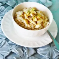 Whole oats and nuts|Mima Ezzさん