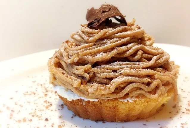 Snapdishの料理写真:Mont Blanc Chestnut Cake|Misstyさん