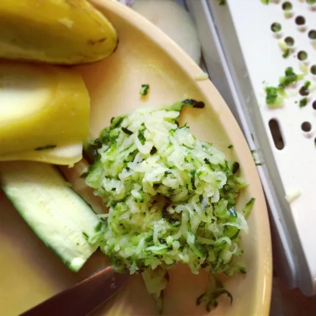 zoodles! (zucchini noodles)|Gaby Cさん