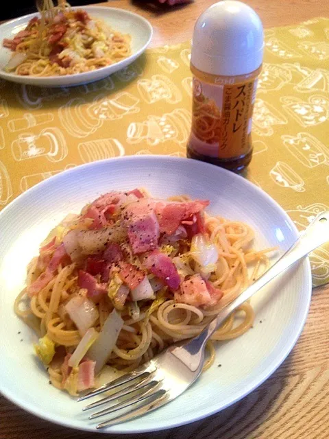 🍎日曜日のLunch🍝白菜とベーコンの醤油ガーリックパスタ🍝💖🍎|Candyさん