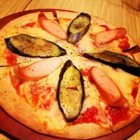 Snapdishの料理写真:Nasu sausage Pizza|Meiko S. Limさん