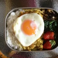 困ったらカレー味弁当|ささきさん