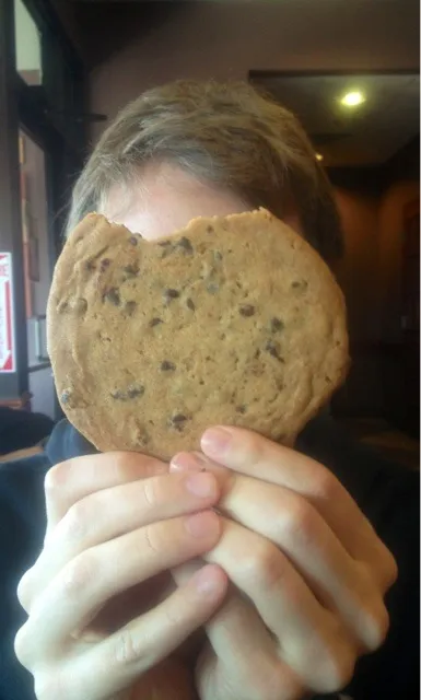 Panera Bread has cookies as big as your face!|Alena Eydlishさん