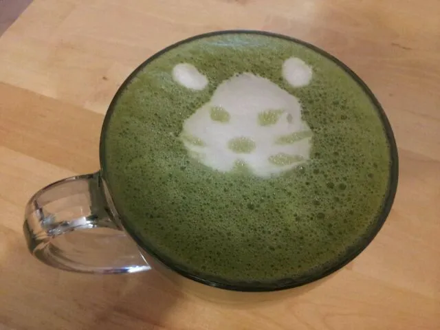 グリーンティーラテ/ Green Tea Latte|Greg Viloriaさん