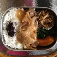 Snapdishの料理写真:生姜焼き弁当|ささきさん