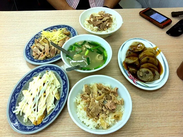 郭家雞肉飯|妤小婕さん