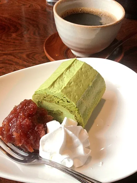 女子会ランチ🍴デザートの抹茶ロールケーキ@ちゃこや|よよさん