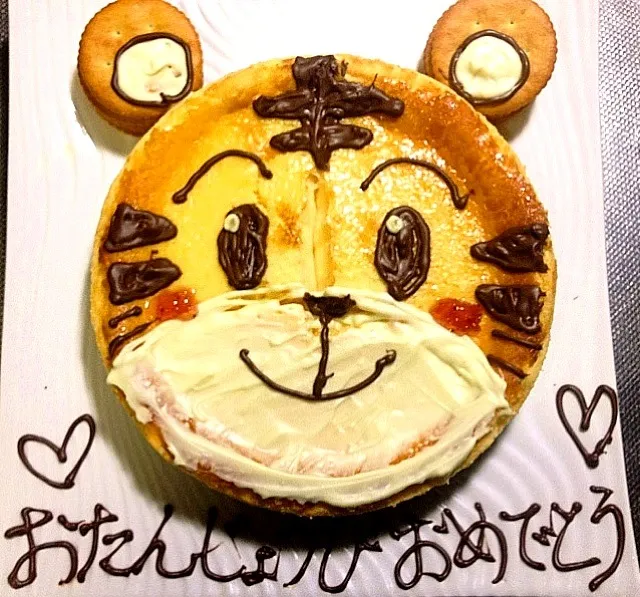 誕生日ケーキ（チーズケーキ）|えりぃぃぃぃぃおさん