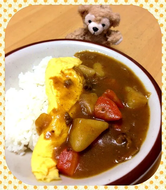 Snapdishの料理写真:オムレツカレー（≧∇≦）|山根 明子さん