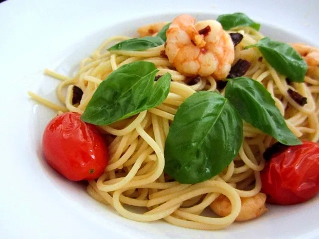 Tomato basil shrimp pasta|Bubiさん