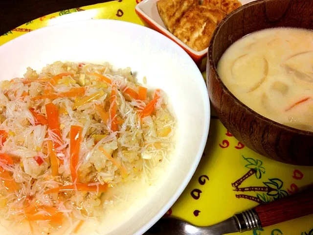 カニあんかけチャーハン、しめじクラムチャウダー、豆腐から揚げ|maikoさん