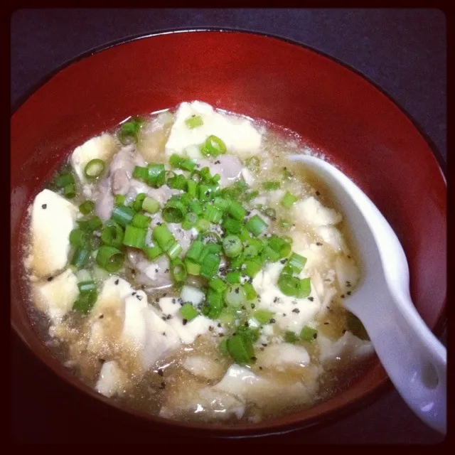 鶏もも肉と豆腐のあっさり煮|いおにさん