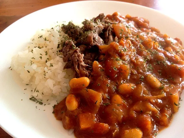 Snapdishの料理写真:簡単リメイク 🍅トマトカレー|chieko ♪さん