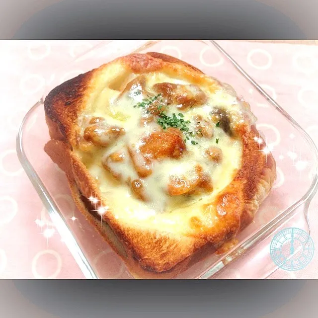 パンの器で焼きカレー♪|粉蔵(こなちゃん  ♪)さん