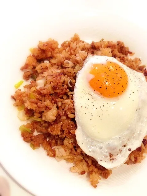 焦がしネギ味噌チャーハン|びびさん