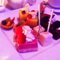 Snapdishの料理写真:Assorted French pastries|sankunoさん