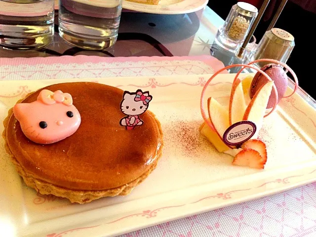 Hello Kitty Cheese Cake|Ning PinkRabbitzzさん