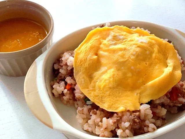 Snapdishの料理写真:一歳離乳食オムライス•かぼちゃスープ|しおりさん